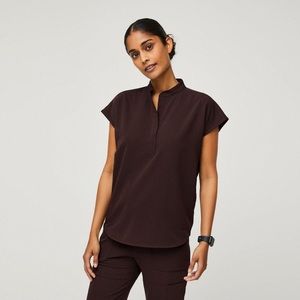 NWT Figs Women’s limited edition Espresso Rafaela Scrub Top XXS